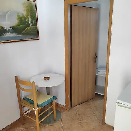 La Strada Aparthotel *