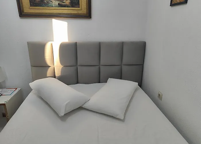 Aparthotel La Strada 3*